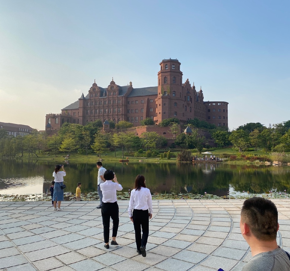 金皖控股管理团队走进华为,观摩标杆(图11) 金皖控股管理团队走进华为,观摩标杆(图11)