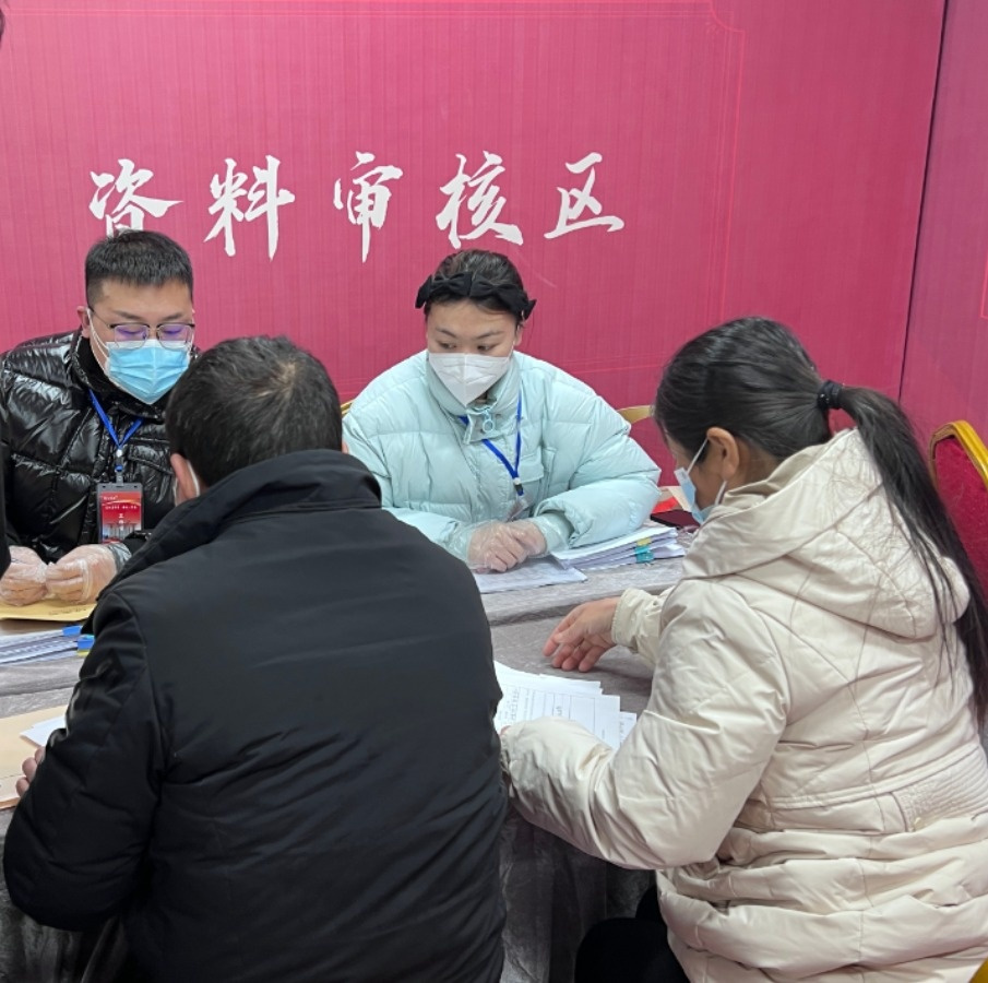 安顺华府今日盛大交付 美好生活如期兑现(图9) 安顺华府今日盛大交付 美好生活如期兑现(图9)
