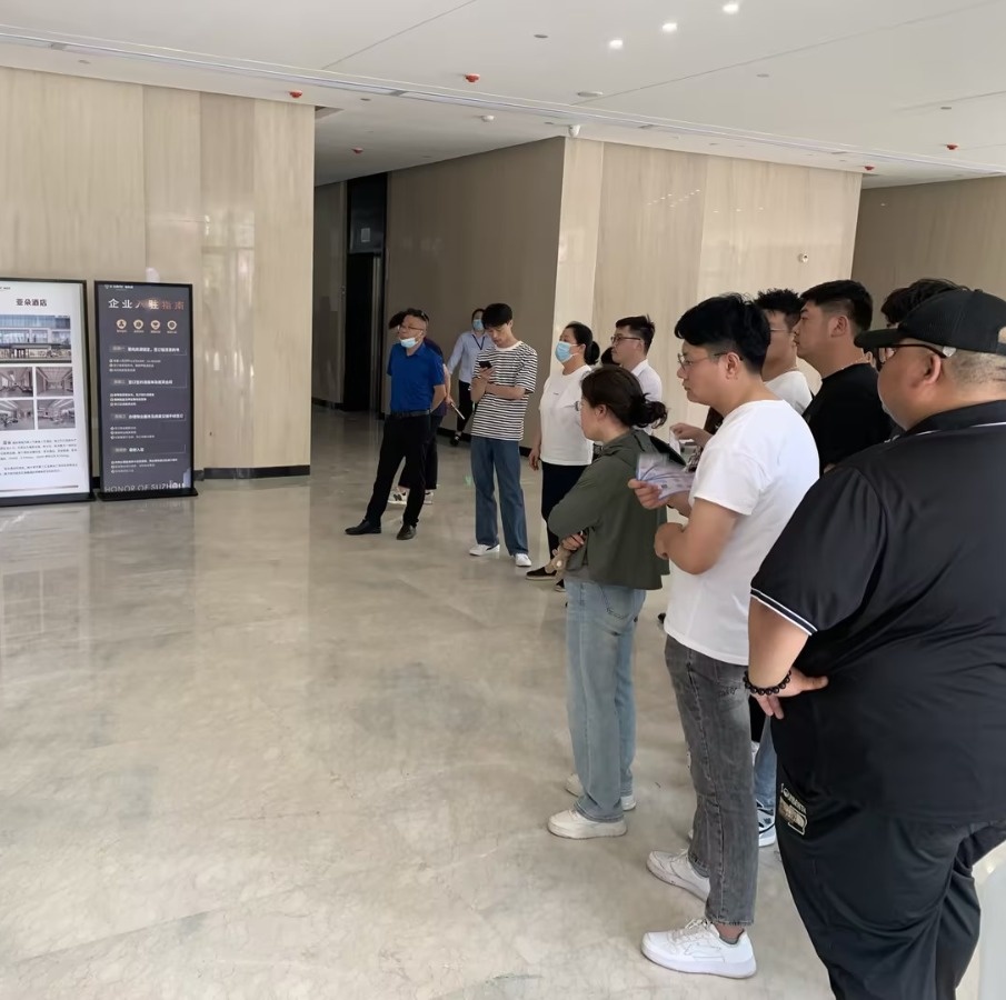 undefined 汇金商务广场东区低碳出行展览会&5A甲级写字楼精装样板间开放(图17)