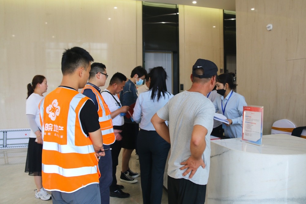 汇金商务广场东区低碳出行展览会&5A甲级写字楼精装样板间开放(图23) 汇金商务广场东区低碳出行展览会&5A甲级写字楼精装样板间开放(图23)